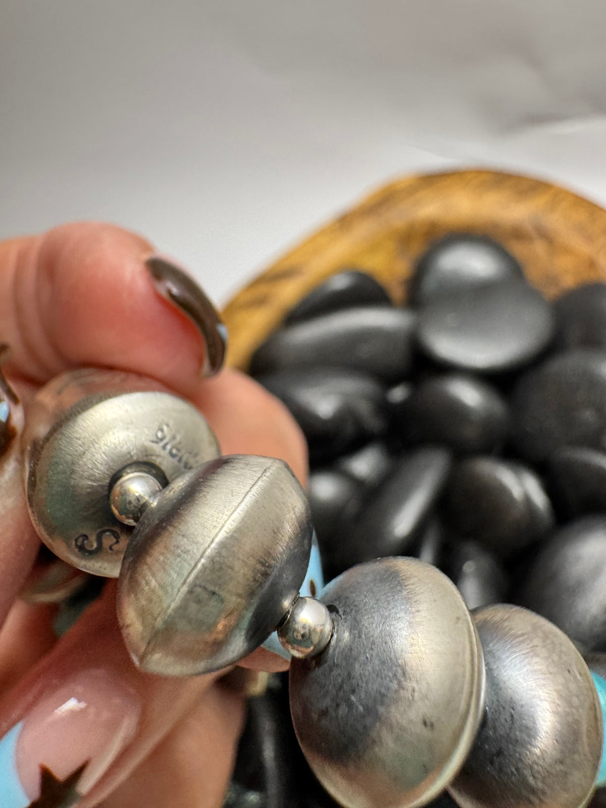 Handmade Navajo Pearl, Barrel & Kingman Stretchy Bracelet