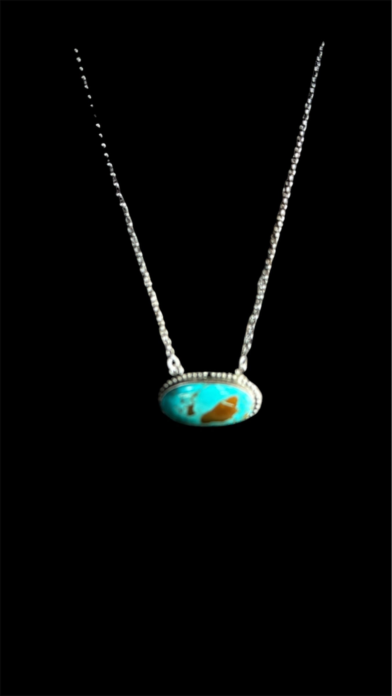 Kingman Oval Bar Necklace