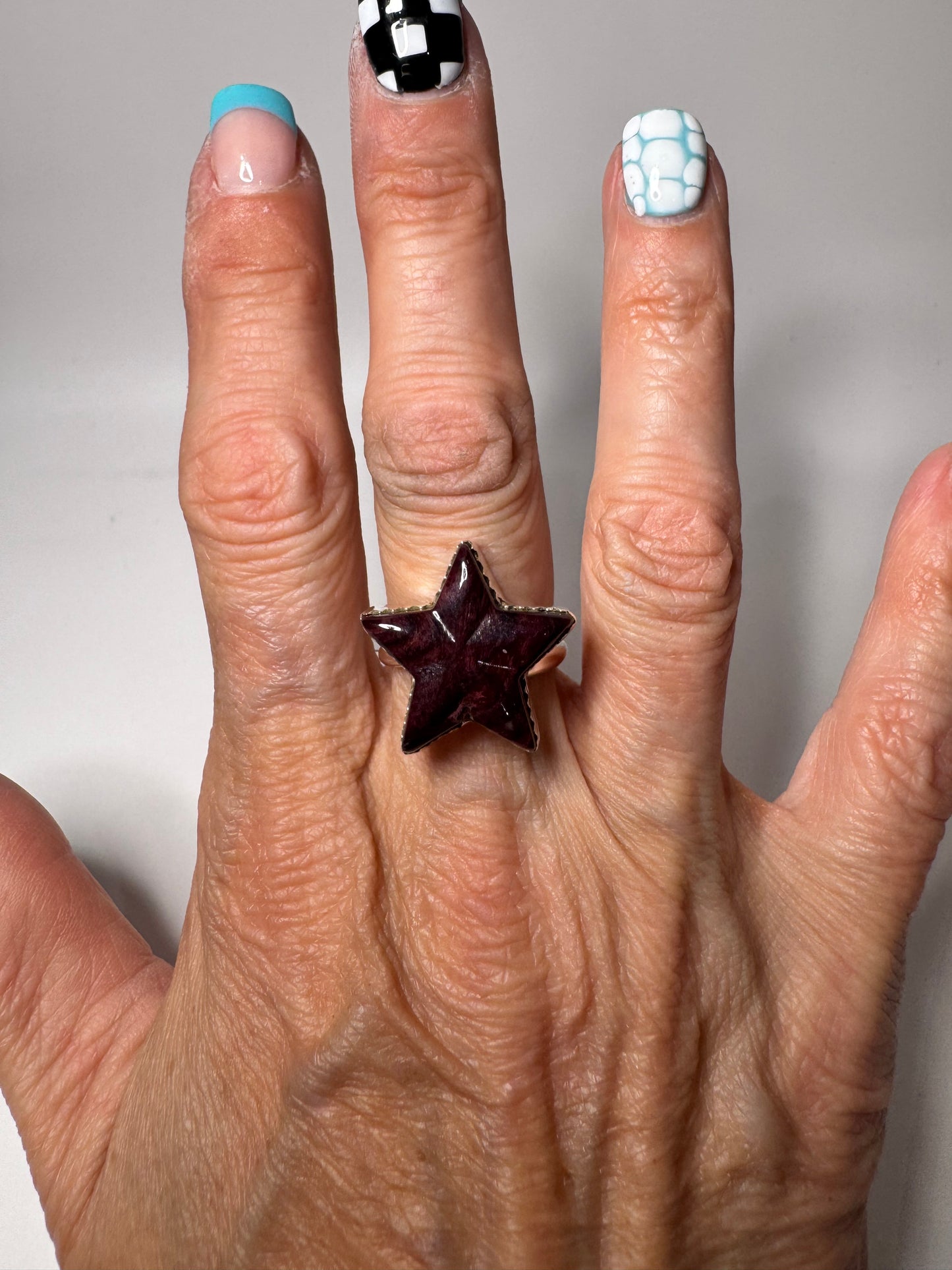 Purple Spiny Oyster Star Ring
