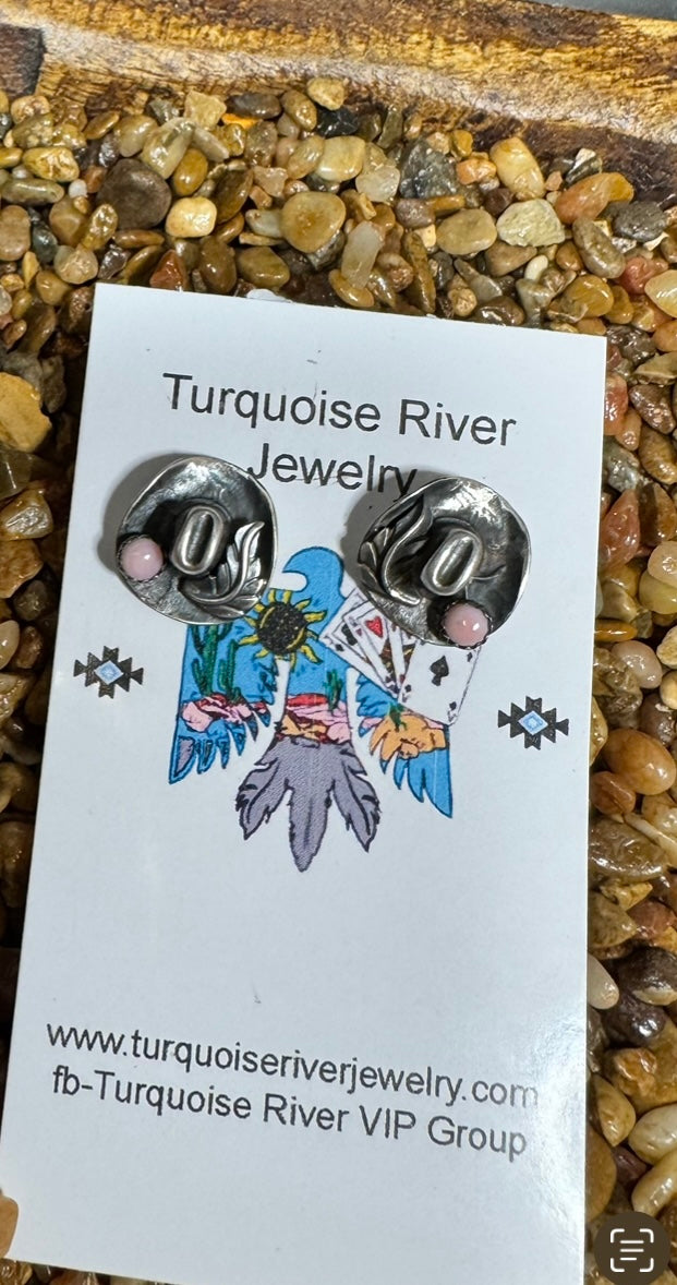 Pink Conch Cowboy Hat Stud Earrings