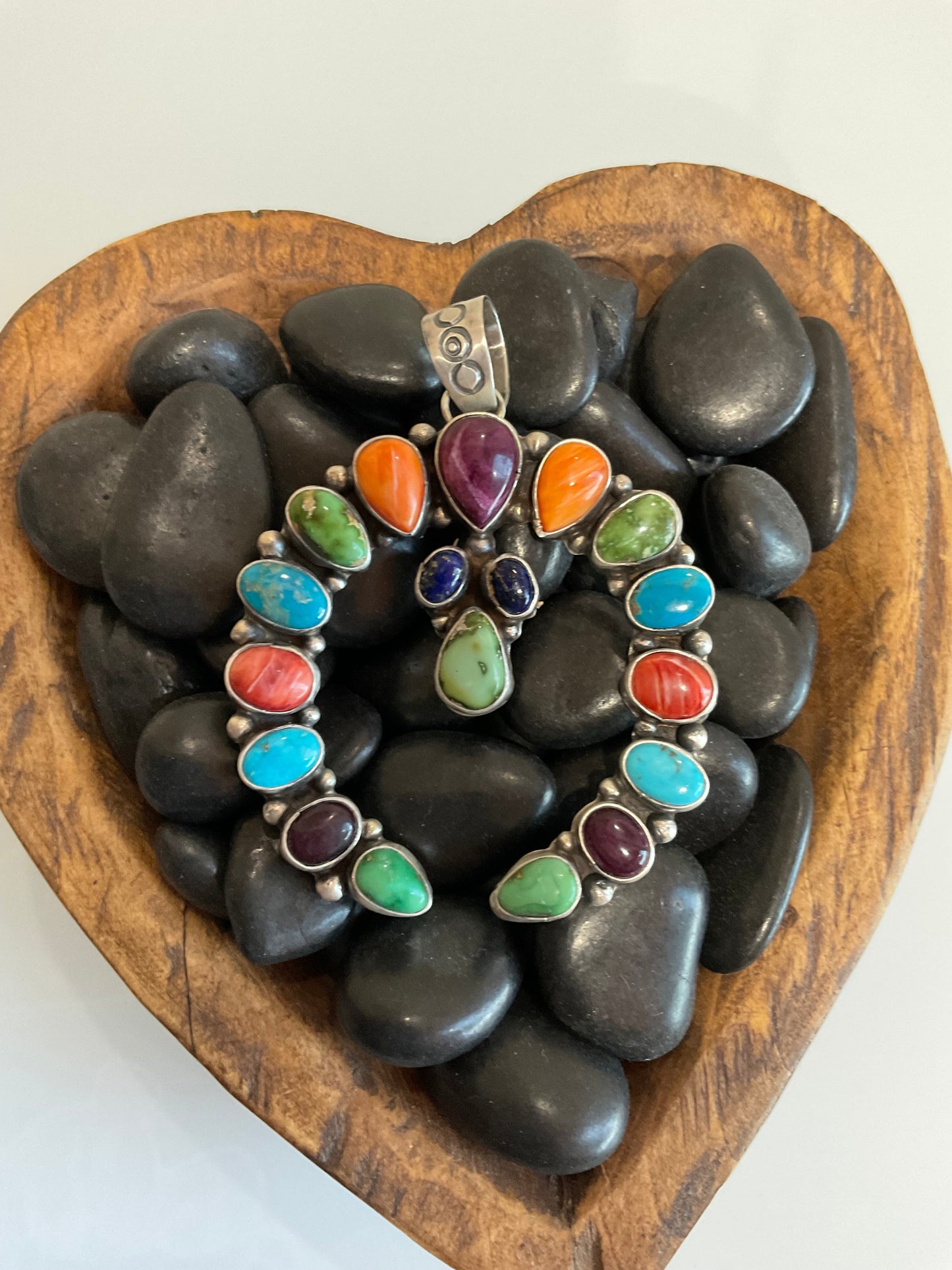 Naja Pendants