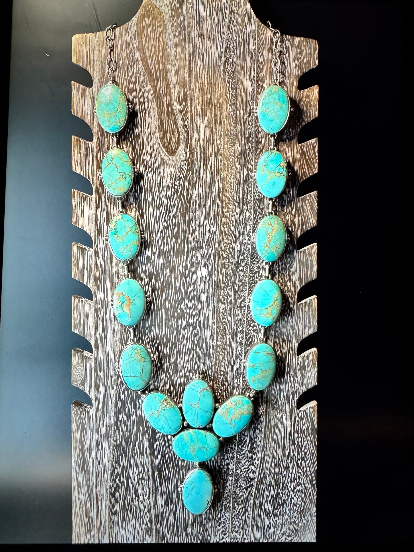 Kingman Cluster Lariat