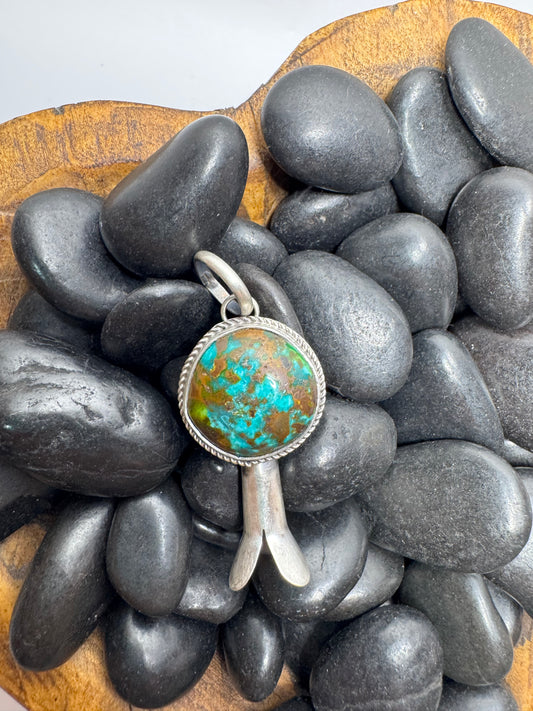 Royston Squash Bell Pendant