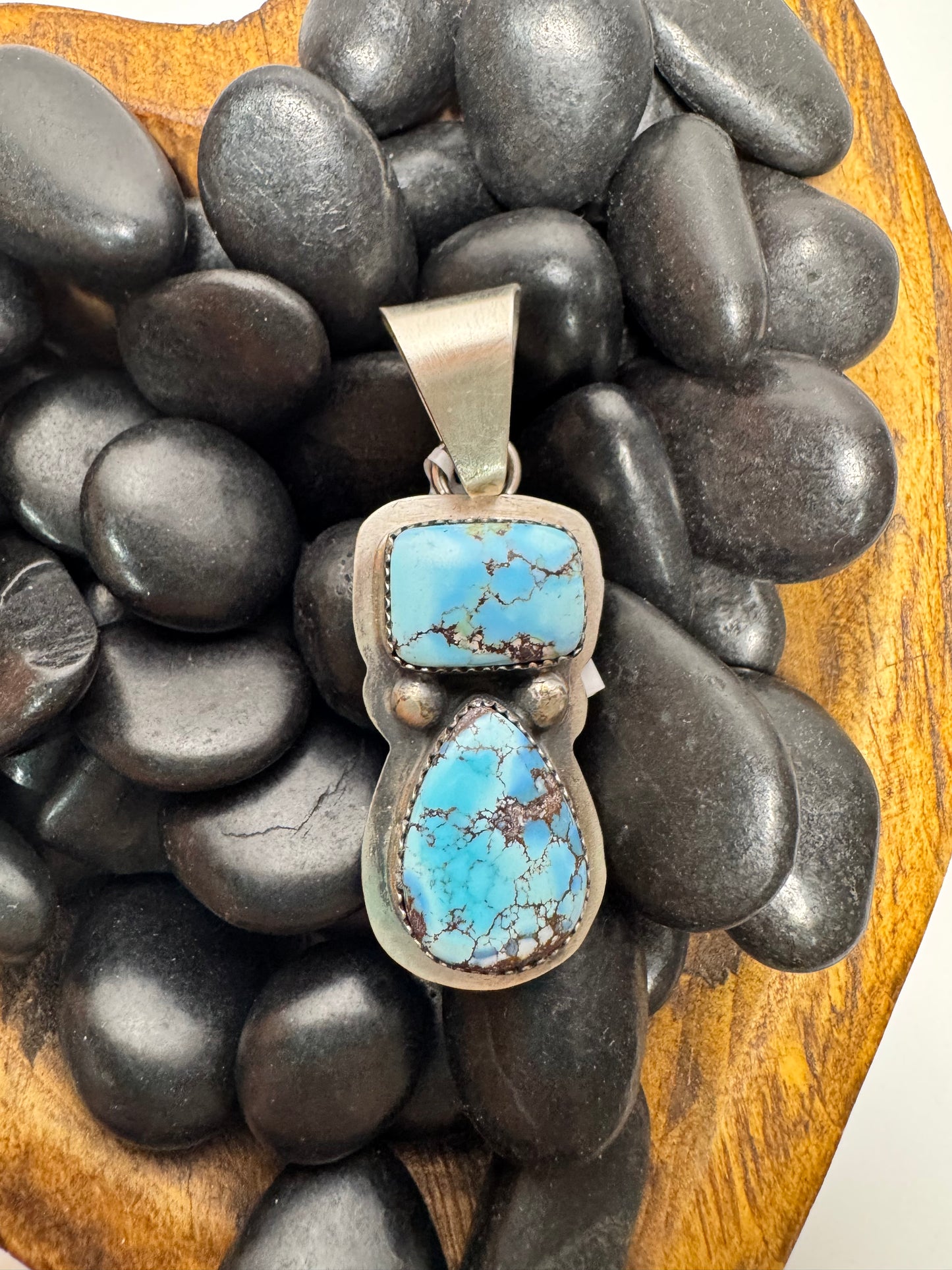 Golden Hills 2 Stone Pendant