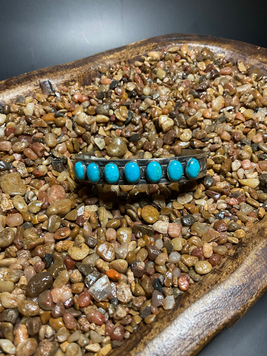 Kingman 7 Stone Cuff