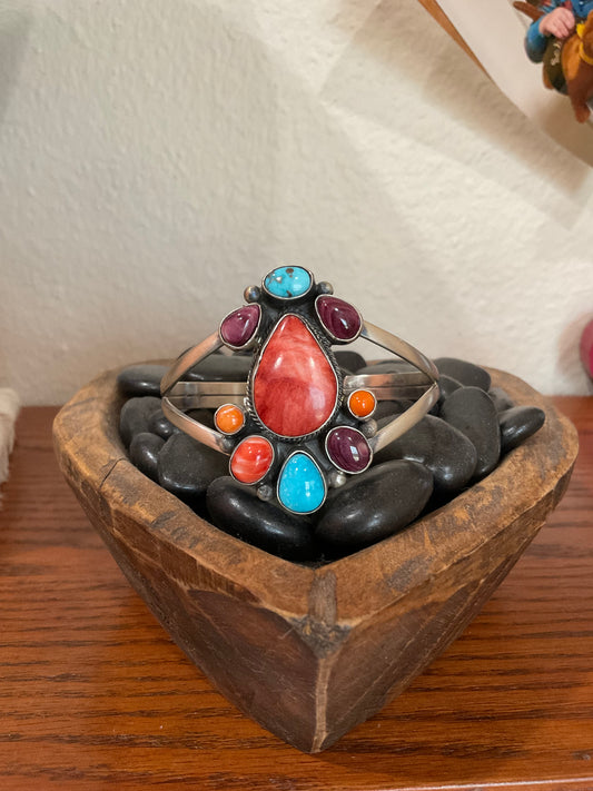 Spiny Oyster & Kingman Cluster Cuff