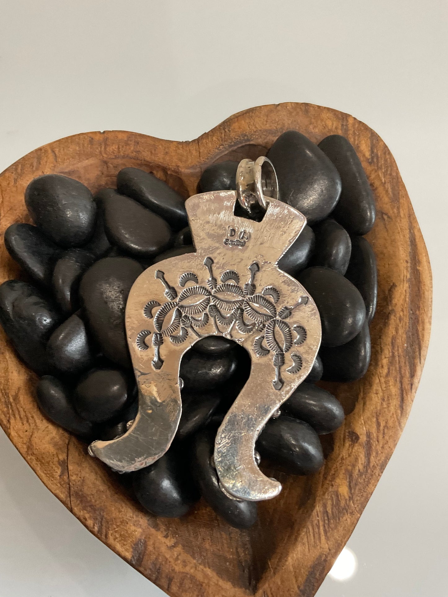 Coral Naja Pendant