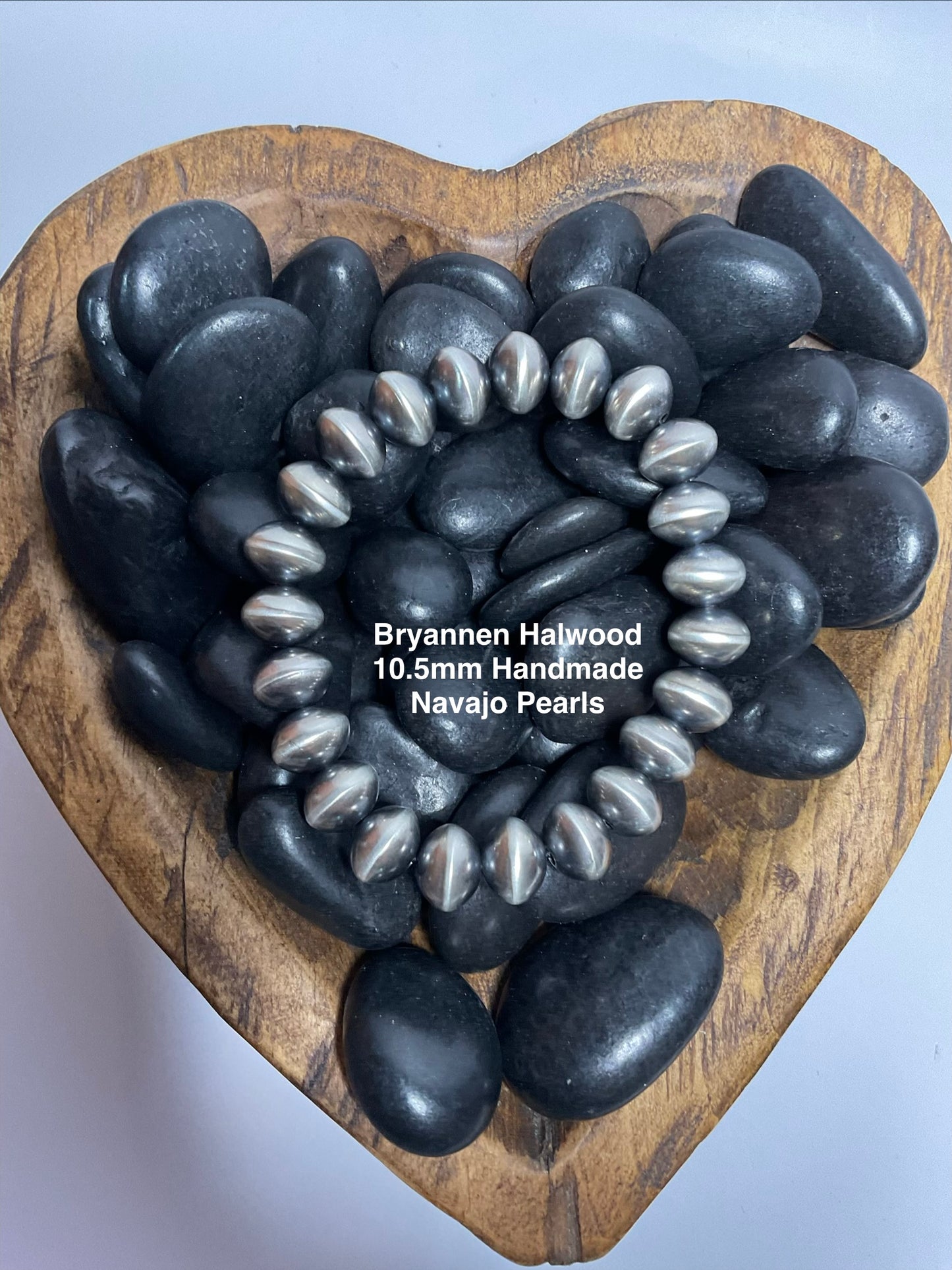10.5mm Handmade Disc Navajo Pearls Stretchy Bracelet