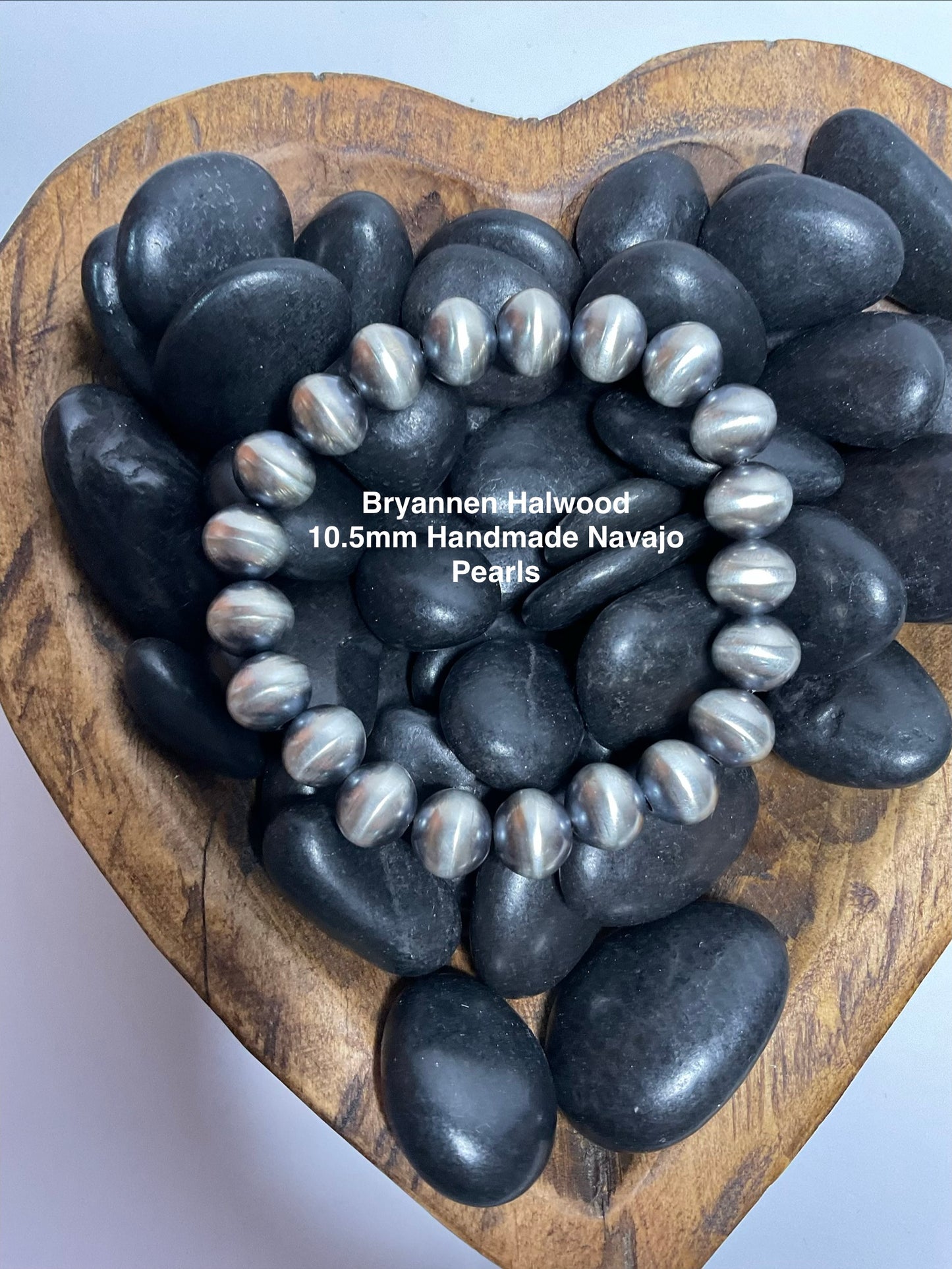10.5mm Handmade Navajo Pearls Stretchy Bracelet